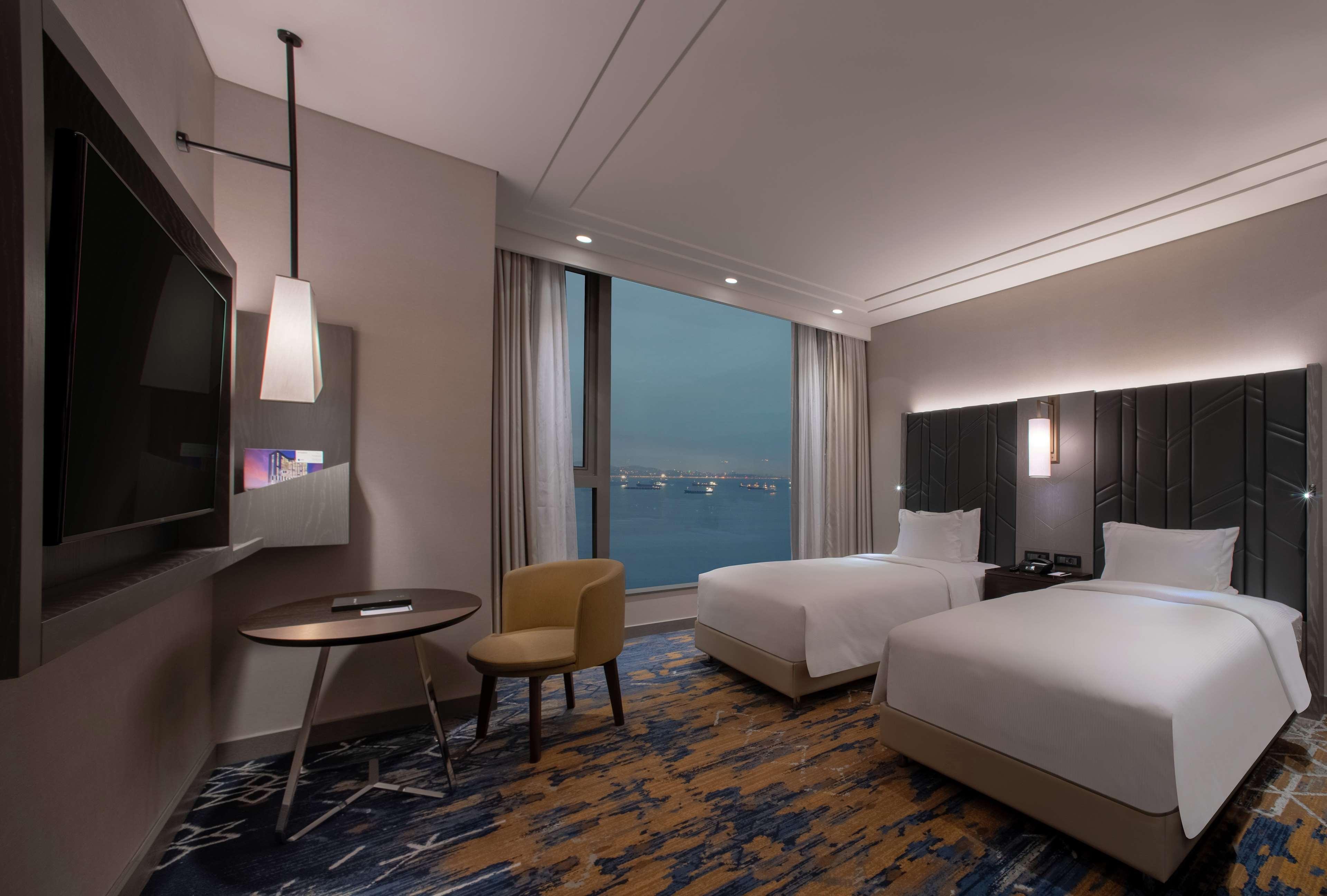Hilton Istanbul Bakirkoy Hotel Bilik gambar Deluxe Room