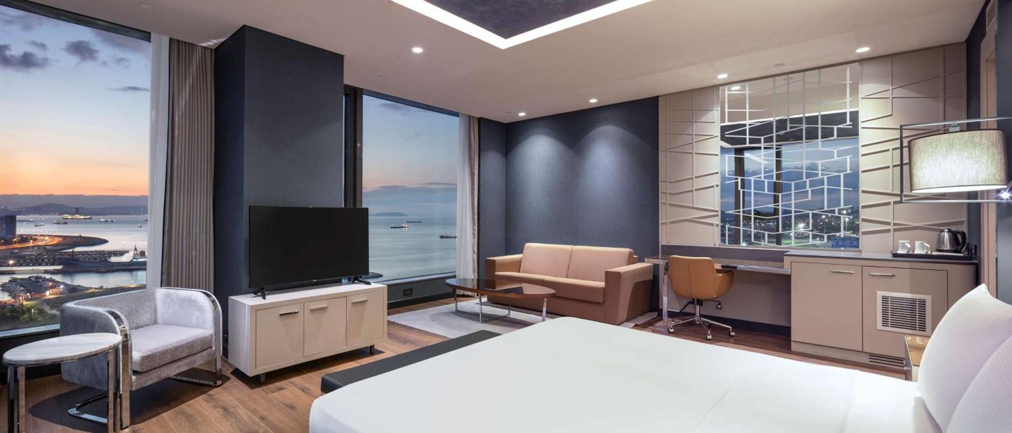 Hilton Istanbul Bakirkoy Hotel Luaran gambar A typical room at the hotel